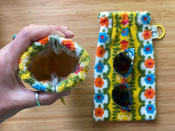 vintage towel squeeze purse - (large) floral folk art
